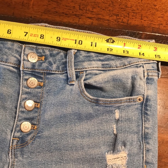 Old Navy Rockstar Super Skinny Button Up Jeans - Picture 6 of 9